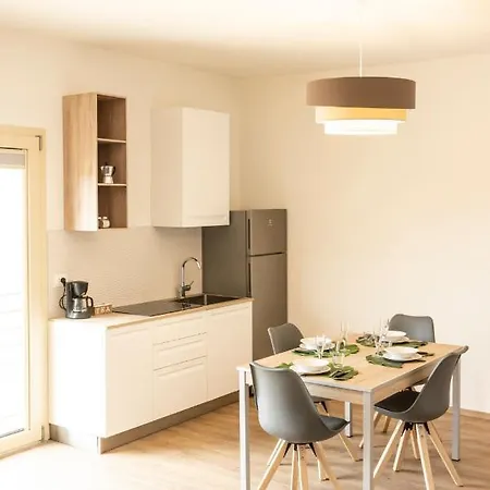 Apartamento Borgoroma - Business & Verona
